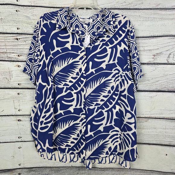 Rose + Olive Blue White Print Button Front Top 1X (NWT) - Picture 2 of 10